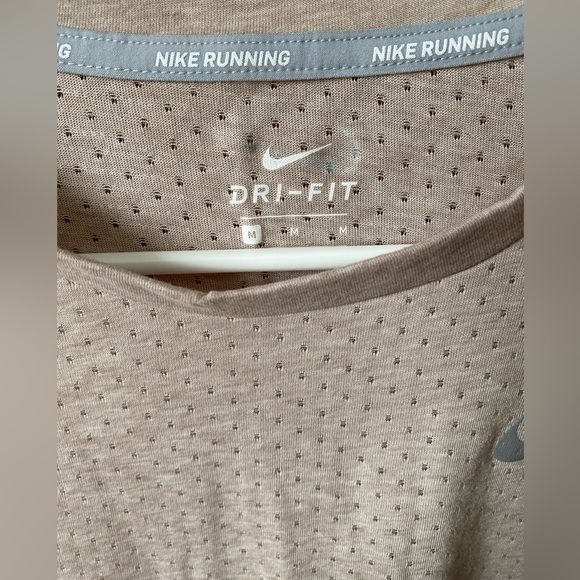 Nike Dry Fit Cropped Shirt - Picture 2 of 2